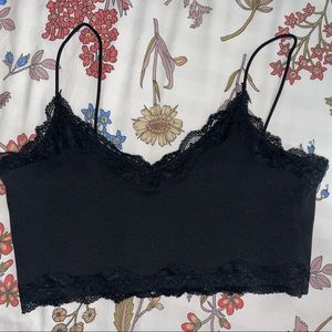 Lace trim crop cami top